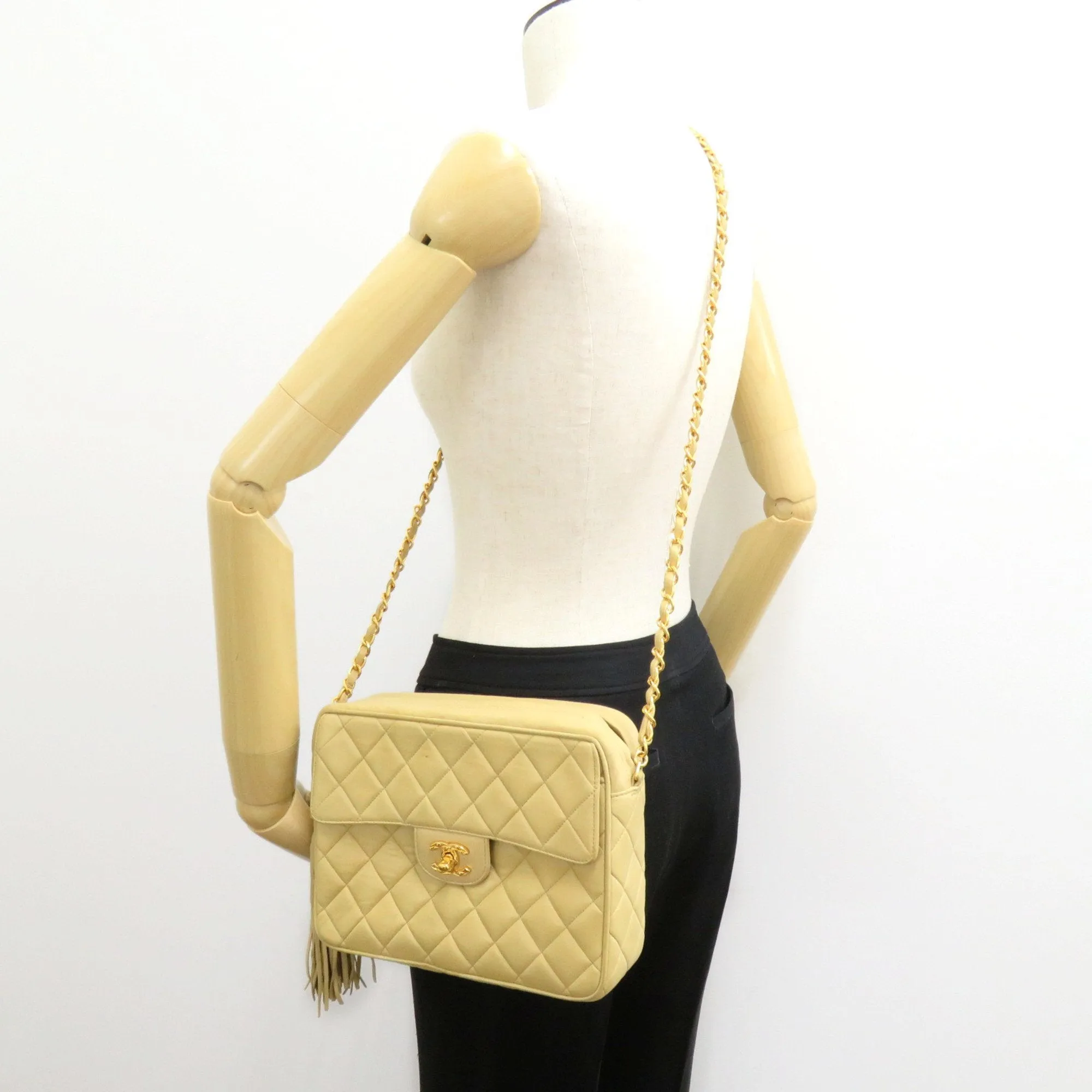 CHANEL ChainShoulder with fringe Beige Lambskin (sheep leather)