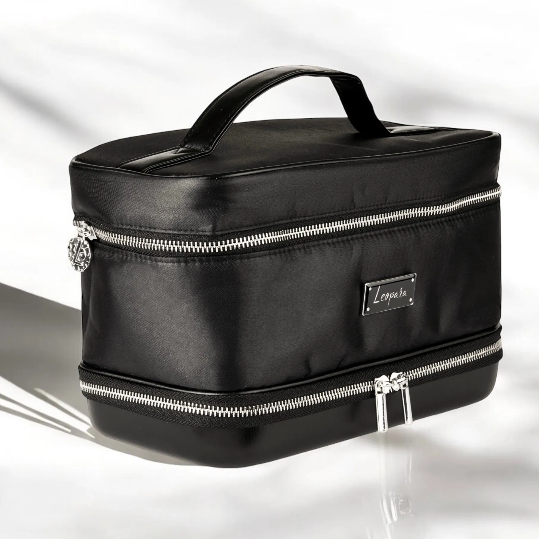 STUDIO Makeup Bag   Brush Cup